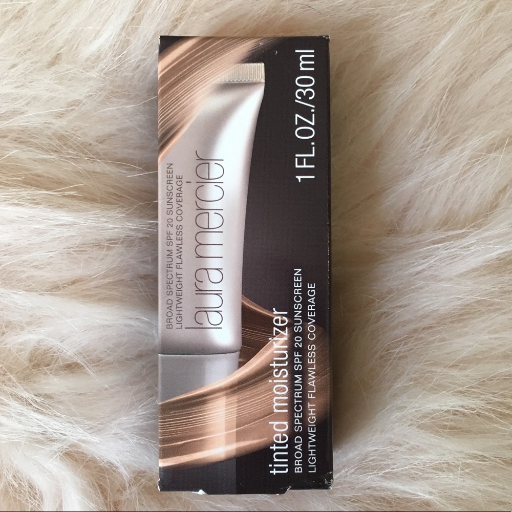 Laura Mercier tinted Moisturizer SPF 20